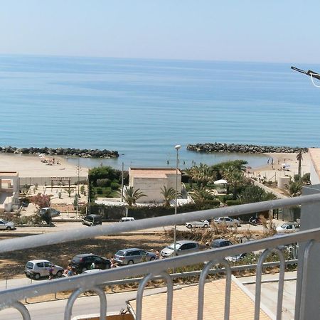 Mansarda Mare Blue Apartment ชากกา ภายนอก รูปภาพ